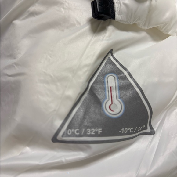 Pajar Canada YVAINE Size Medium Lightweight Puffer Jacket White Fleece New - Picture 8 of 10